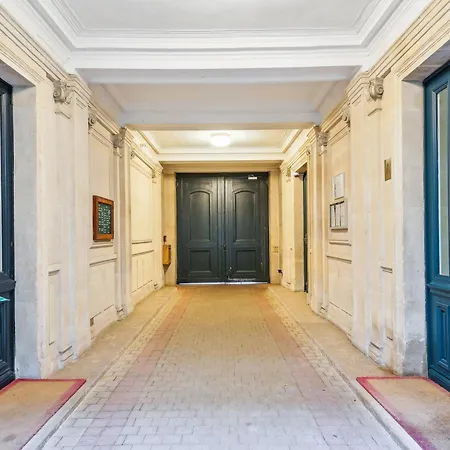 Apartment Luxury La Tour
