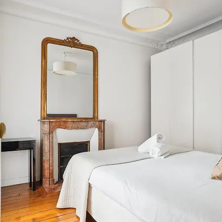 Luxury La Tour