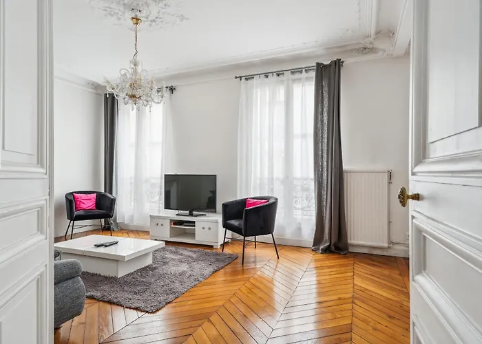 Luxury La Tour
