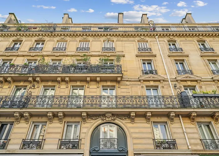 Luxury La Tour